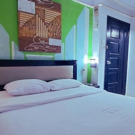 Hotel K77 Думай Экстерьер фото